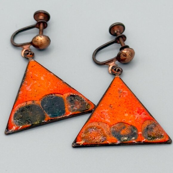 Vintage Artistic Copper Orange Enamel Triangle Screw Back Earrings - Picture 6 of 9